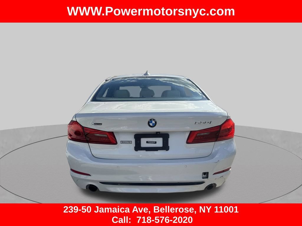 Used 2020 BMW 530i xDrive w/ Convenience Package AWD/4WD image 4
