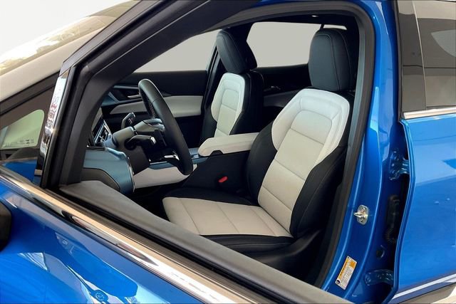 New 2026 Chevrolet Equinox EV LT w/ Convenience Package II image 10