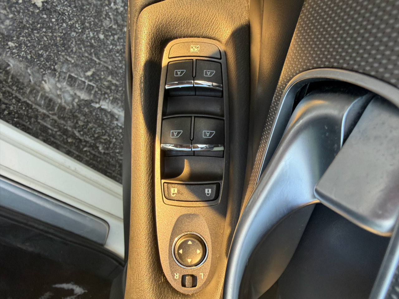 Used 2015 INFINITI Q50 Premium w/ Navigation Package image 14