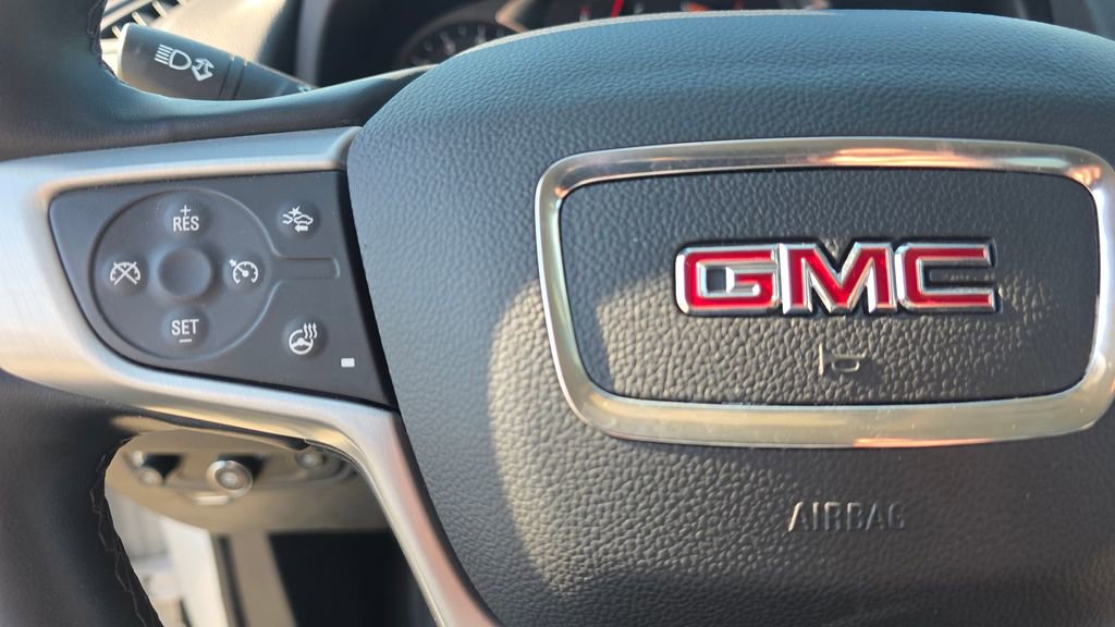Used 2024 GMC Terrain SLT image 16