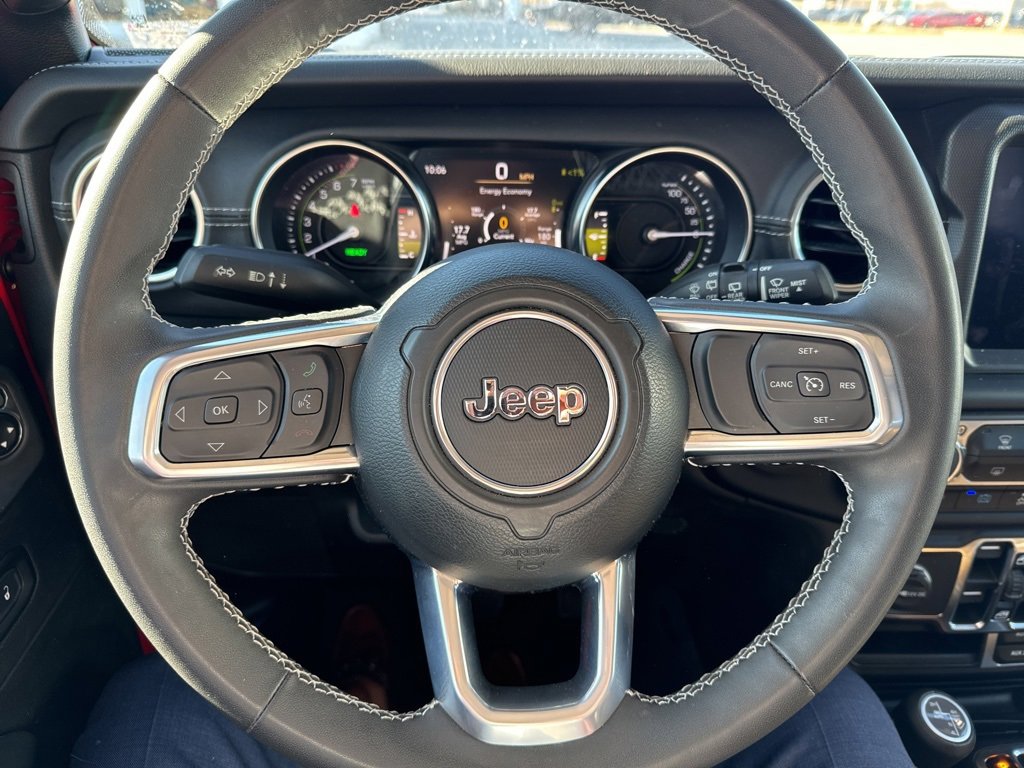 Used 2023 Jeep Wrangler Unlimited Sahara image 9