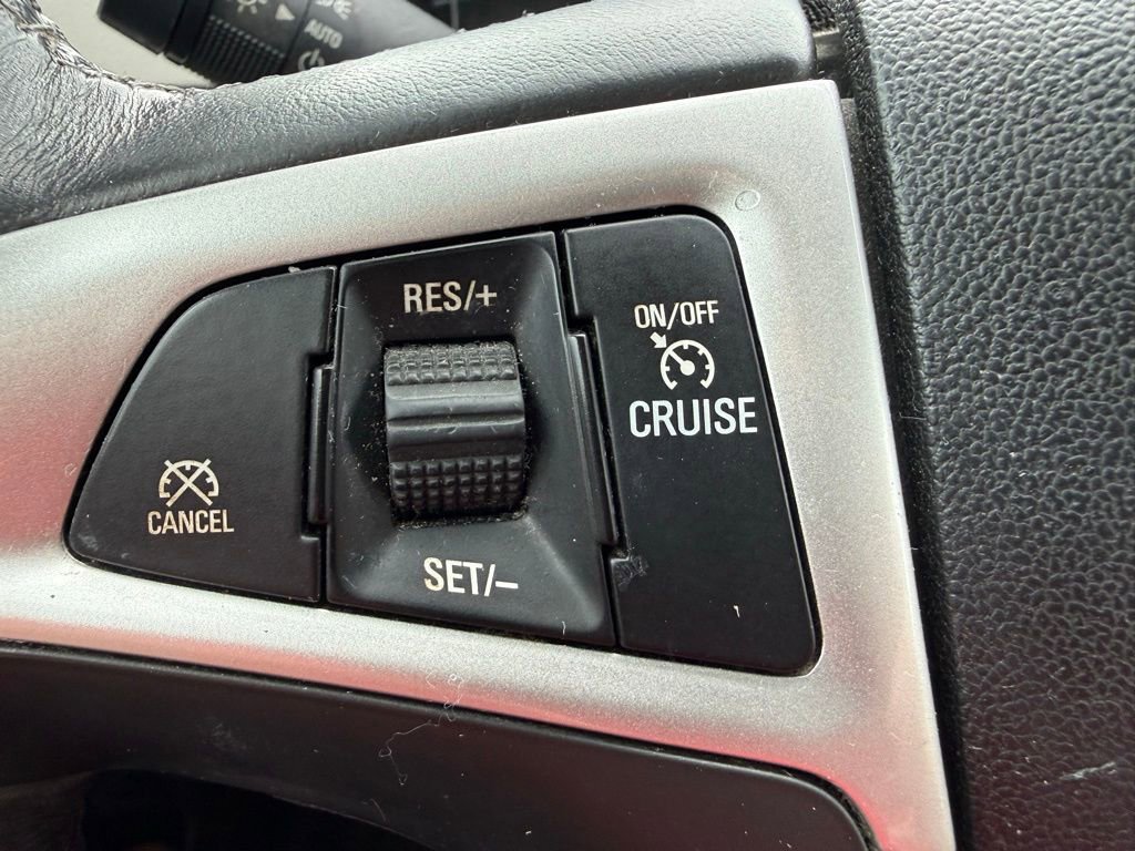 Used 2015 Chevrolet Equinox LT w/ Driver Convenience Package FWD image 16