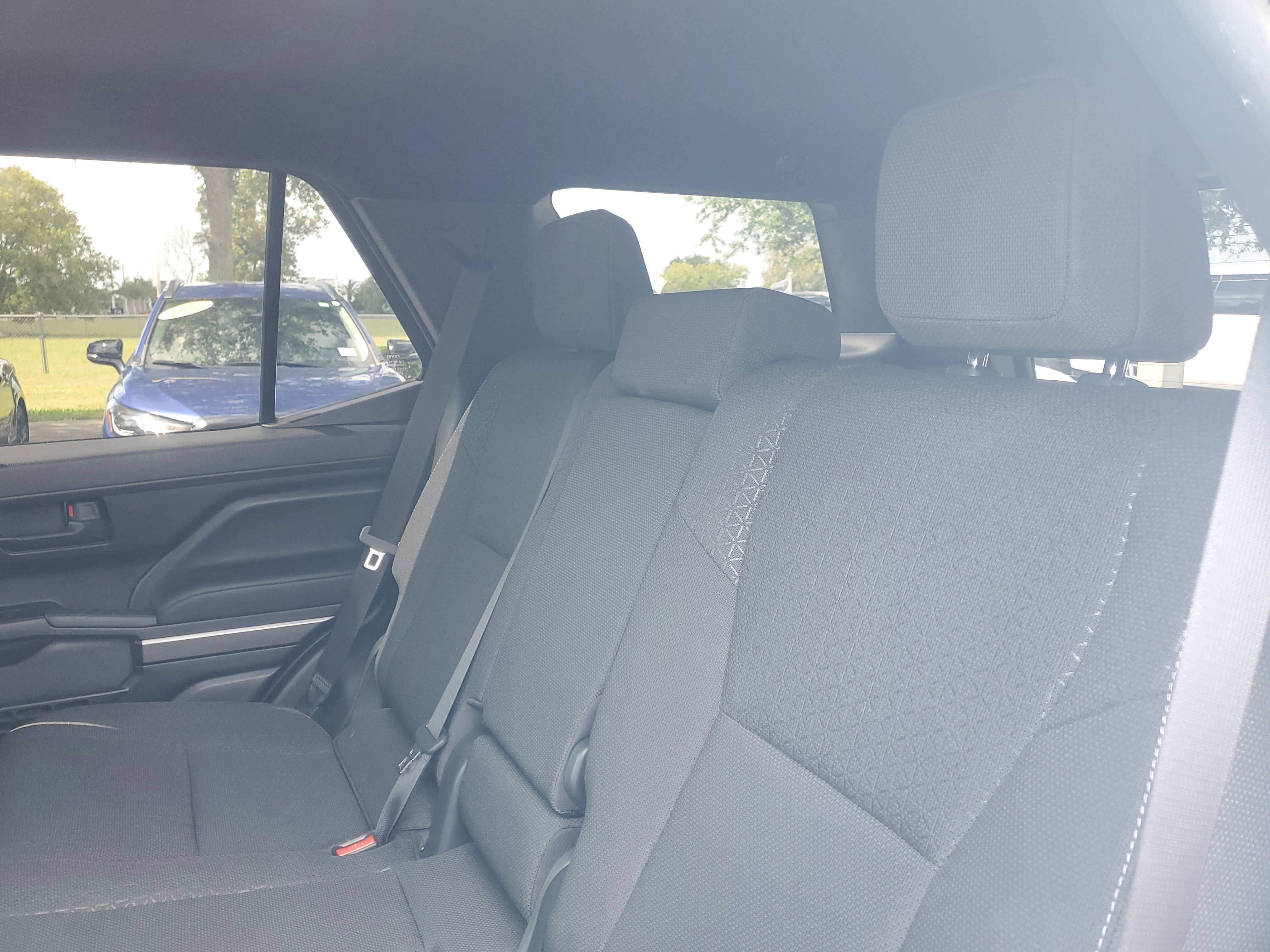 Certified 2025 Toyota 4Runner SR5 AWD/4WD image 13