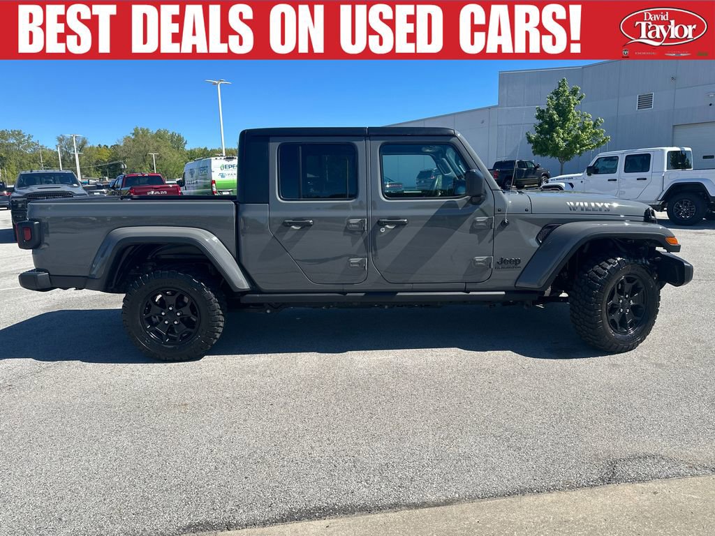 Used 2022 Jeep Gladiator Sport AWD/4WD image 2
