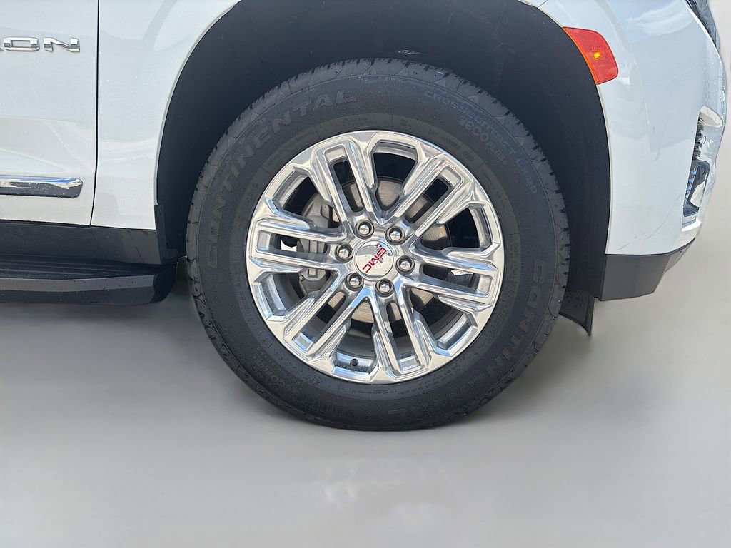 Used 2024 GMC Yukon XL SLT w/ SLT Luxury Package RWD image 10