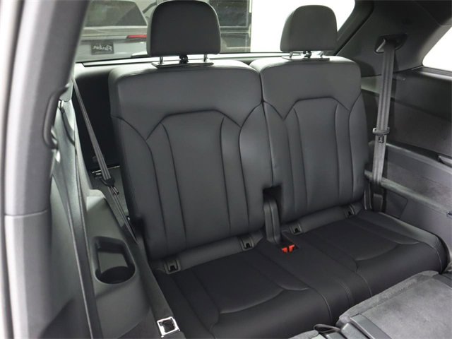 New 2025 Audi Q7 3.0T Premium Plus image 24