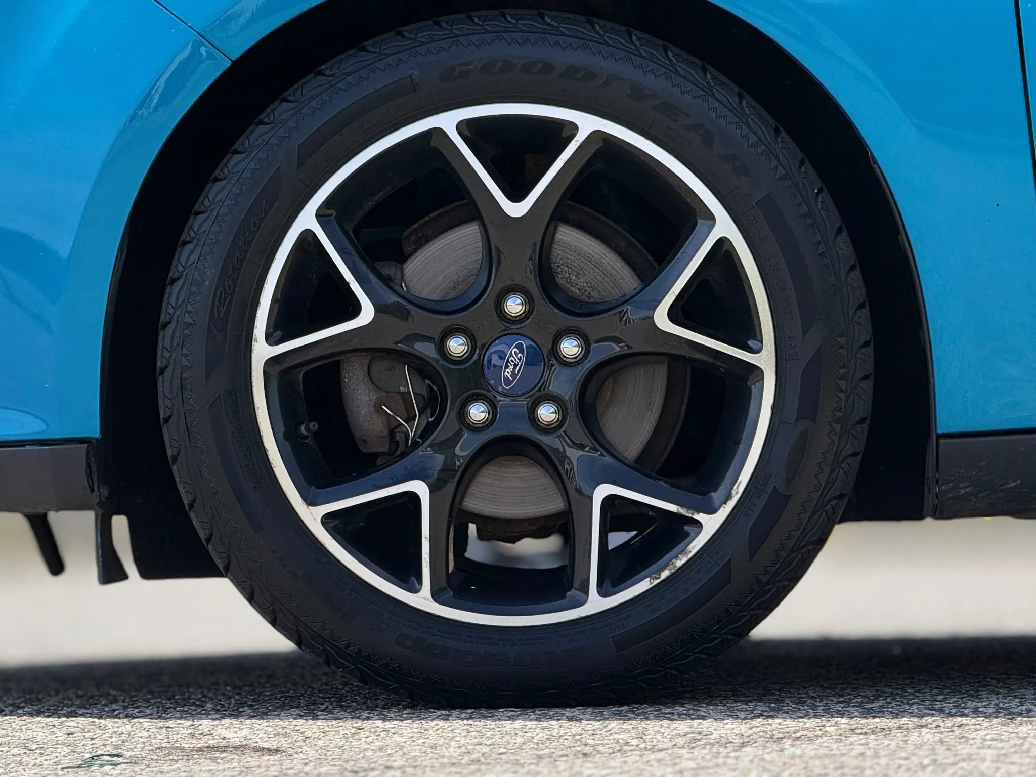 Used 2013 Ford Focus SE FWD image 29