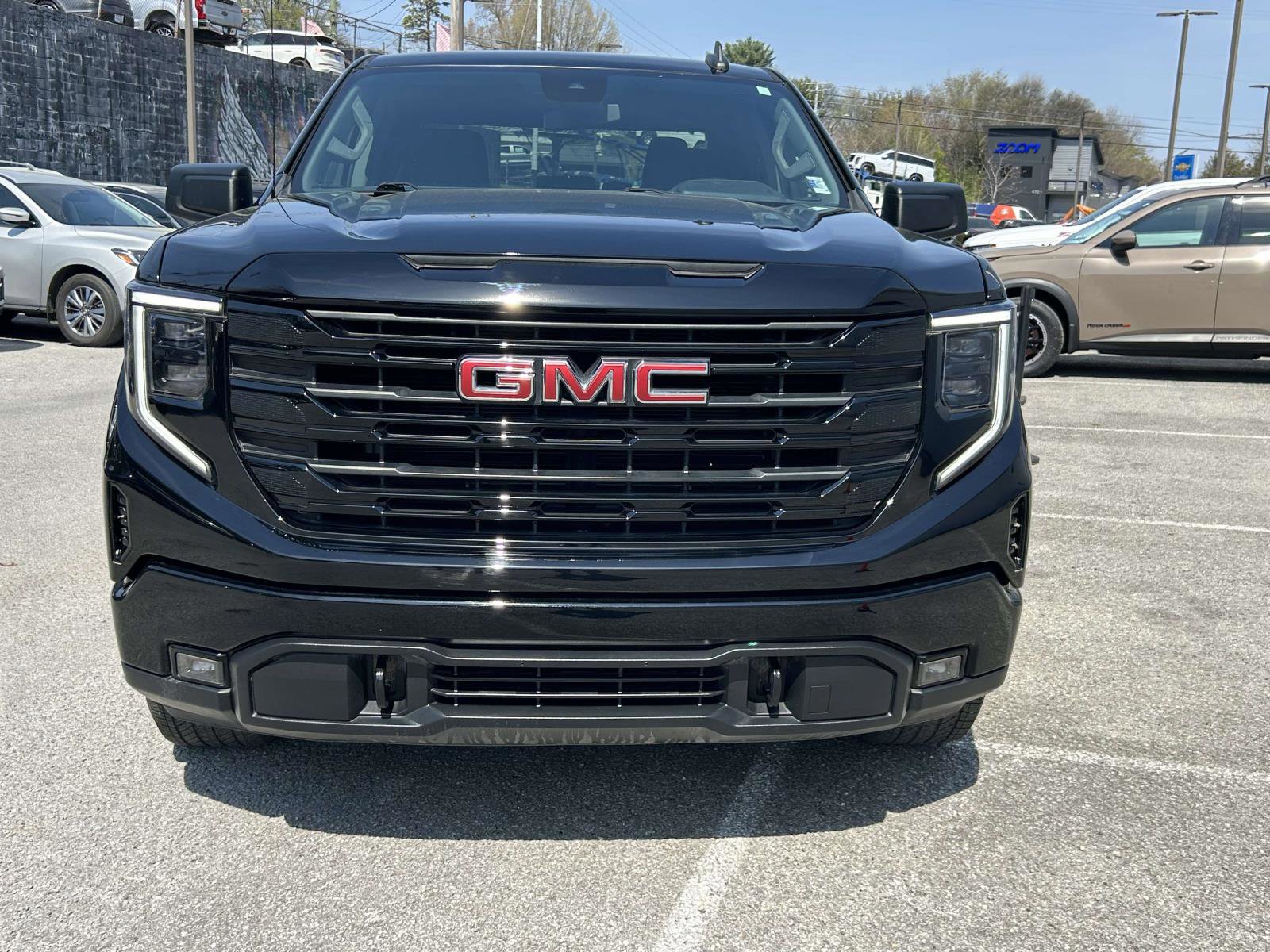 Used 2022 GMC Sierra 1500 Elevation image 8