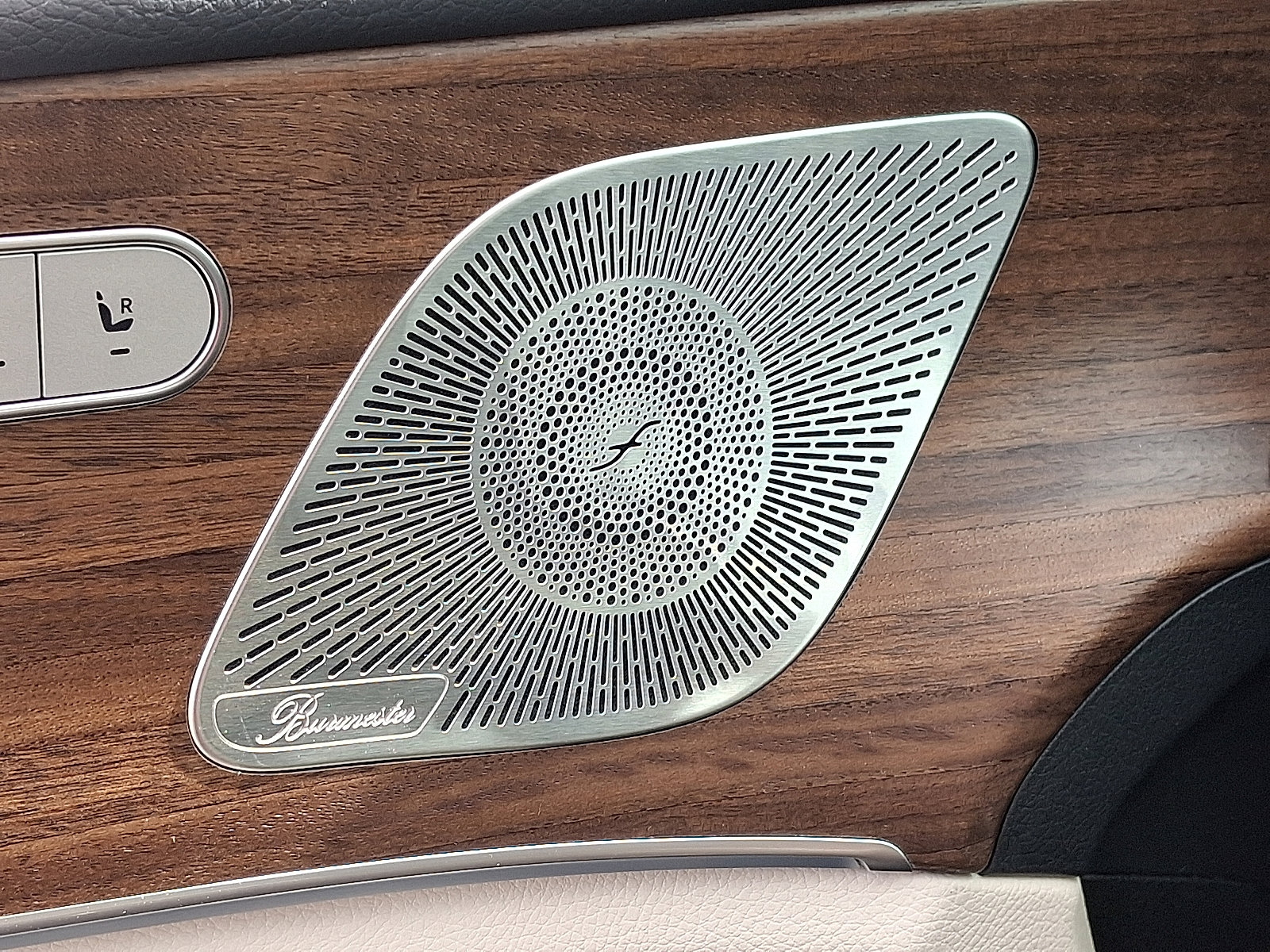 Used 2026 Mercedes-Benz GLS 450 4MATIC image 17