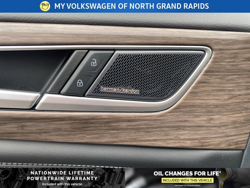 New 2026 Volkswagen Atlas SEL Premium R-Line image 7