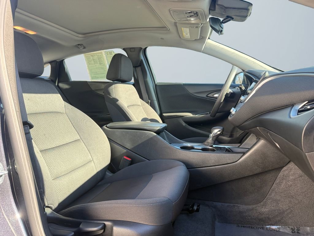 Used 2023 Chevrolet Malibu LT image 15