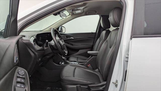 Used 2024 Buick Encore GX Sport Touring image 14