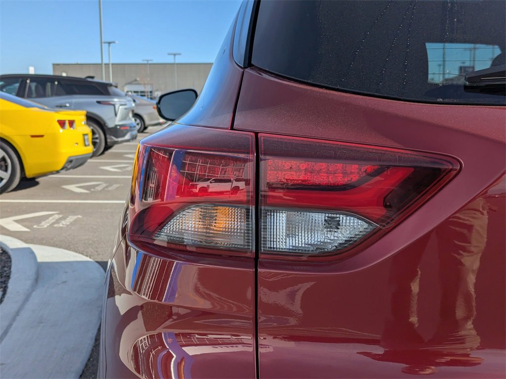 Used 2023 Chevrolet TrailBlazer RS w/ Sun and Liftgate Package image 44