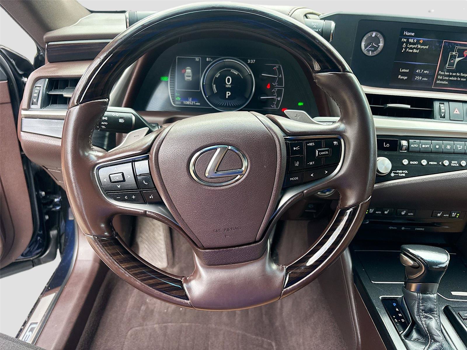Used 2021 Lexus ES 300h w/ Premium Package FWD image 11