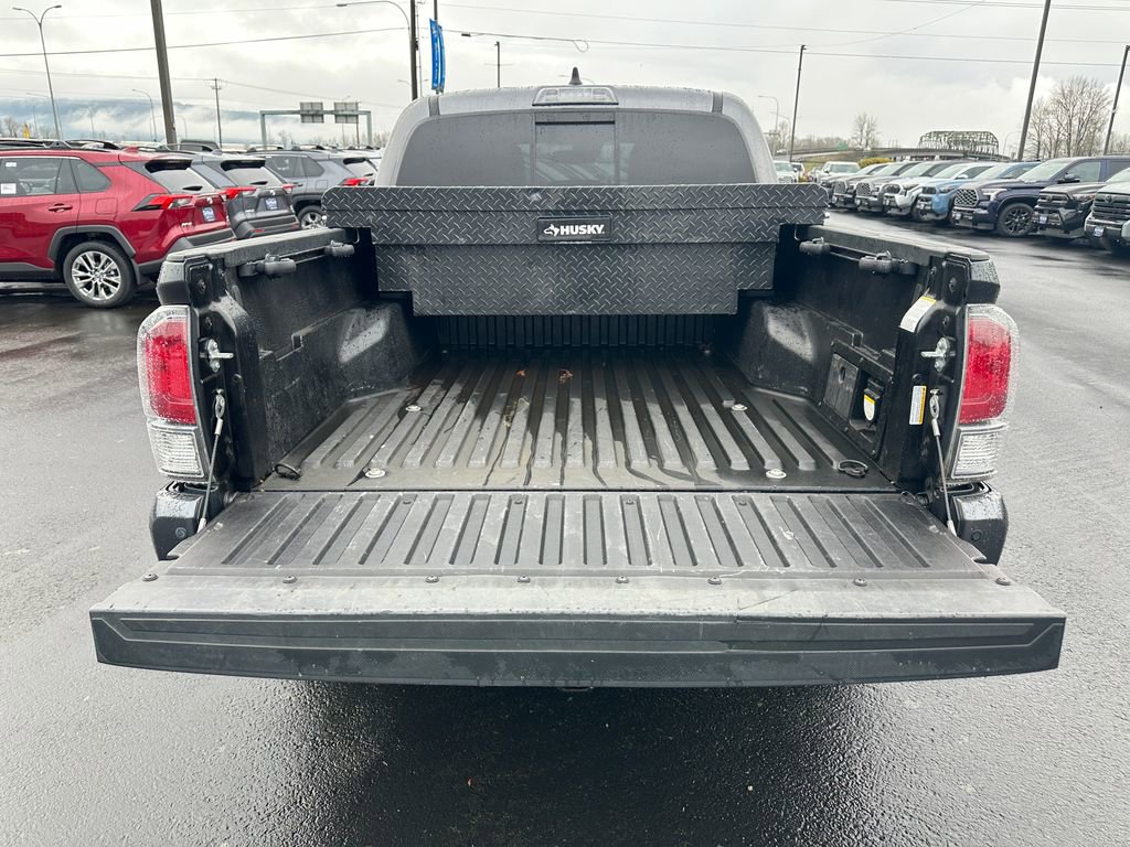 Used 2021 Toyota Tacoma TRD Off-Road w/ Technology Package image 11