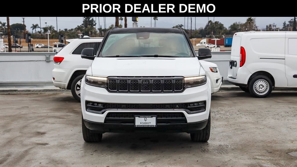 New 2025 Jeep Grand Wagoneer Series III w/ Quick Order Packagew 28T image 3