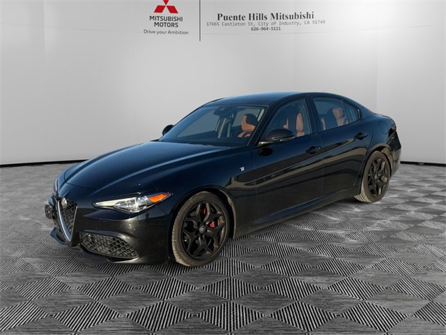 Used 2022 Alfa Romeo Giulia Ti image 1