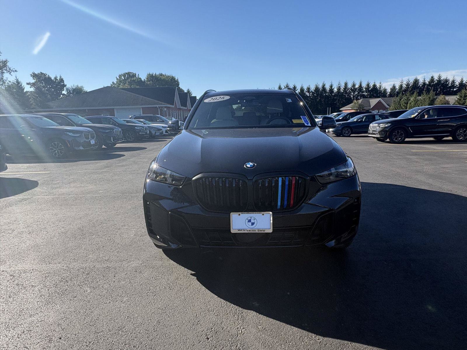 Used 2026 BMW X5 xDrive40i w/ M Sport Package AWD/4WD image 2