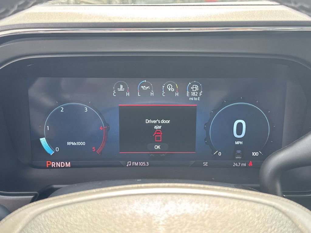 New 2026 Ford F350 Lariat w/ Black Appearance Package image 27