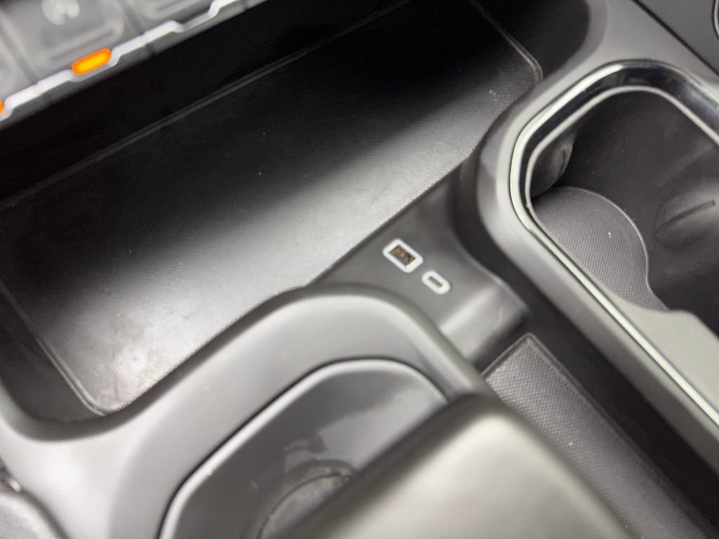 Used 2025 GMC Sierra 1500 AT4 image 70