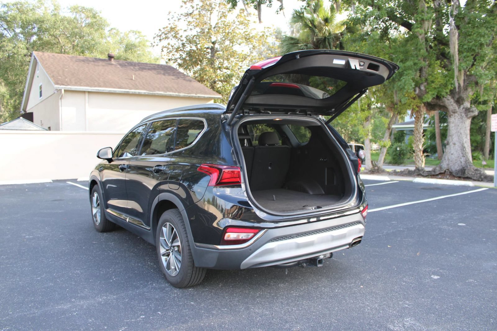 Used 2019 Hyundai Santa Fe SEL FWD image 6