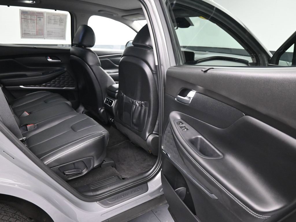 Used 2023 Hyundai Santa Fe Limited image 12