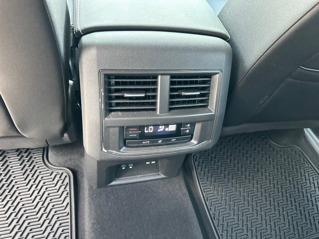 Used 2023 Volkswagen Atlas SE FWD image 17