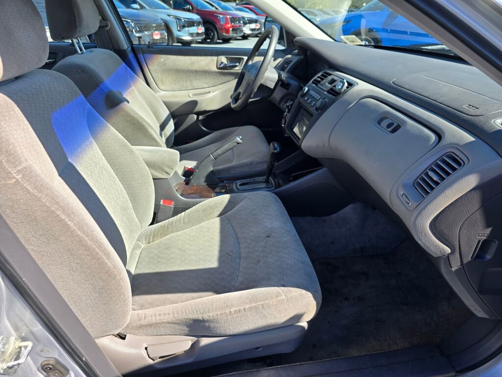 Used 2002 Honda Accord VP image 13