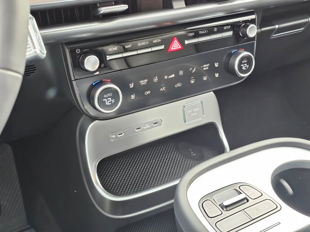 New 2026 Hyundai Ioniq 9 SEL image 20