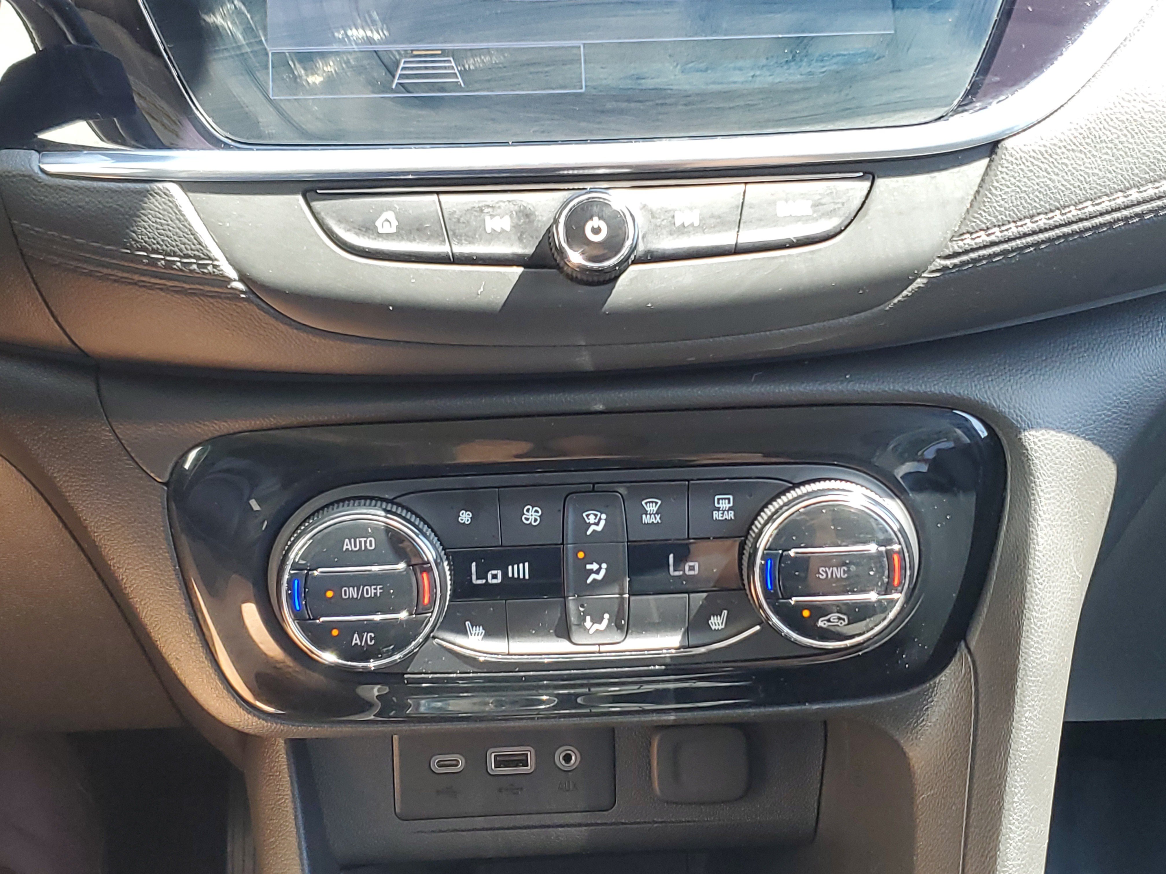 Used 2023 Buick Encore GX Select w/ Safety Package II FWD image 26
