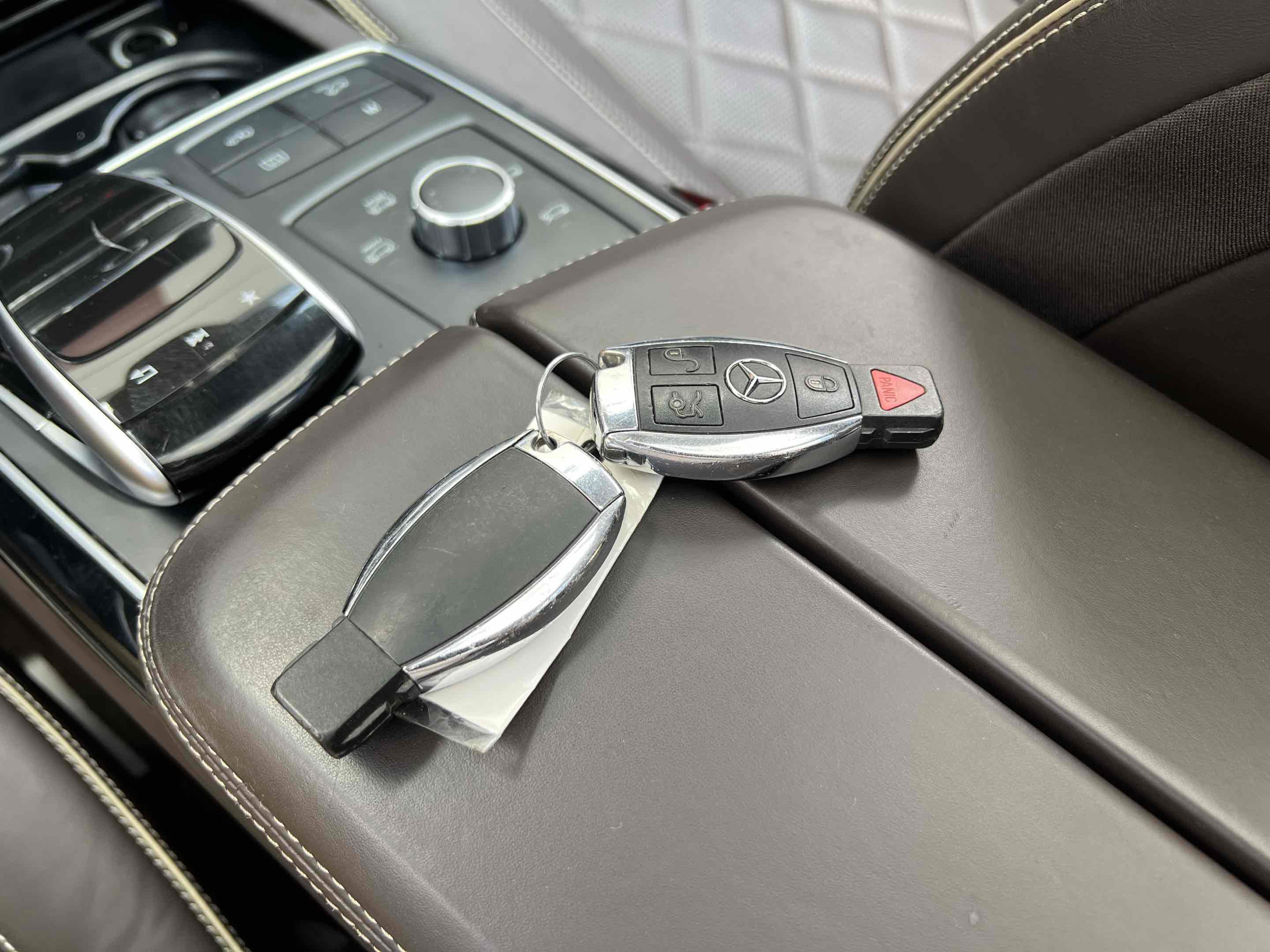 Used 2019 Mercedes-Benz GLS 450 4MATIC image 40