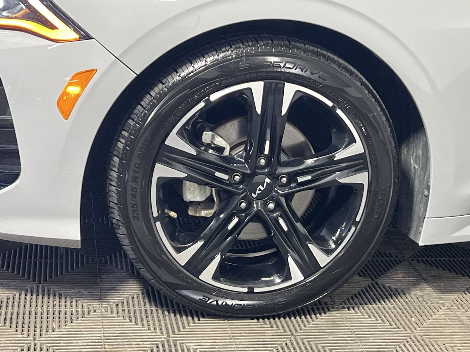 Used 2023 Kia K5 GT-Line image 12