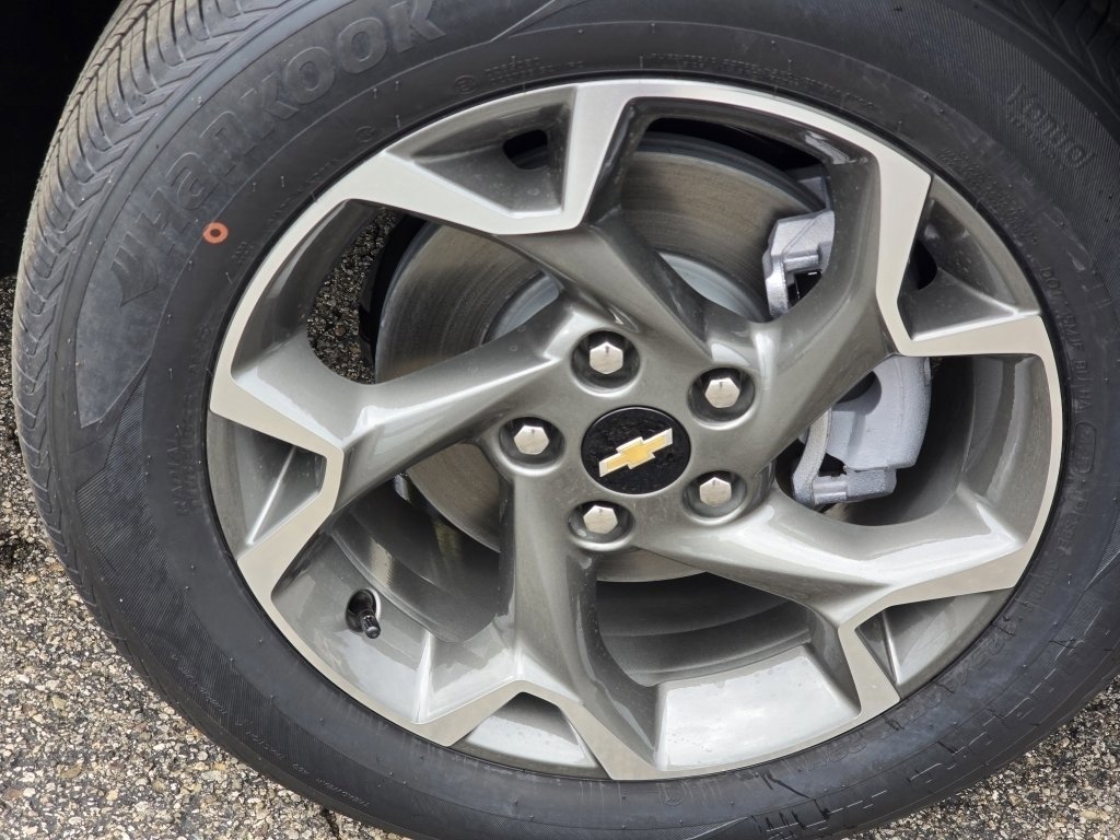 New 2026 Chevrolet Trax LT w/ Driver Confidence Package image 9