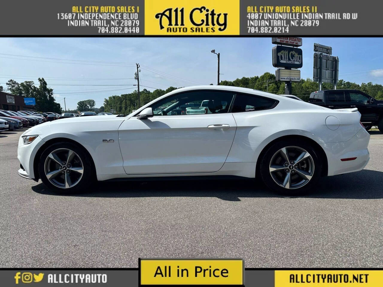 Used 2017 Ford Mustang GT image 4