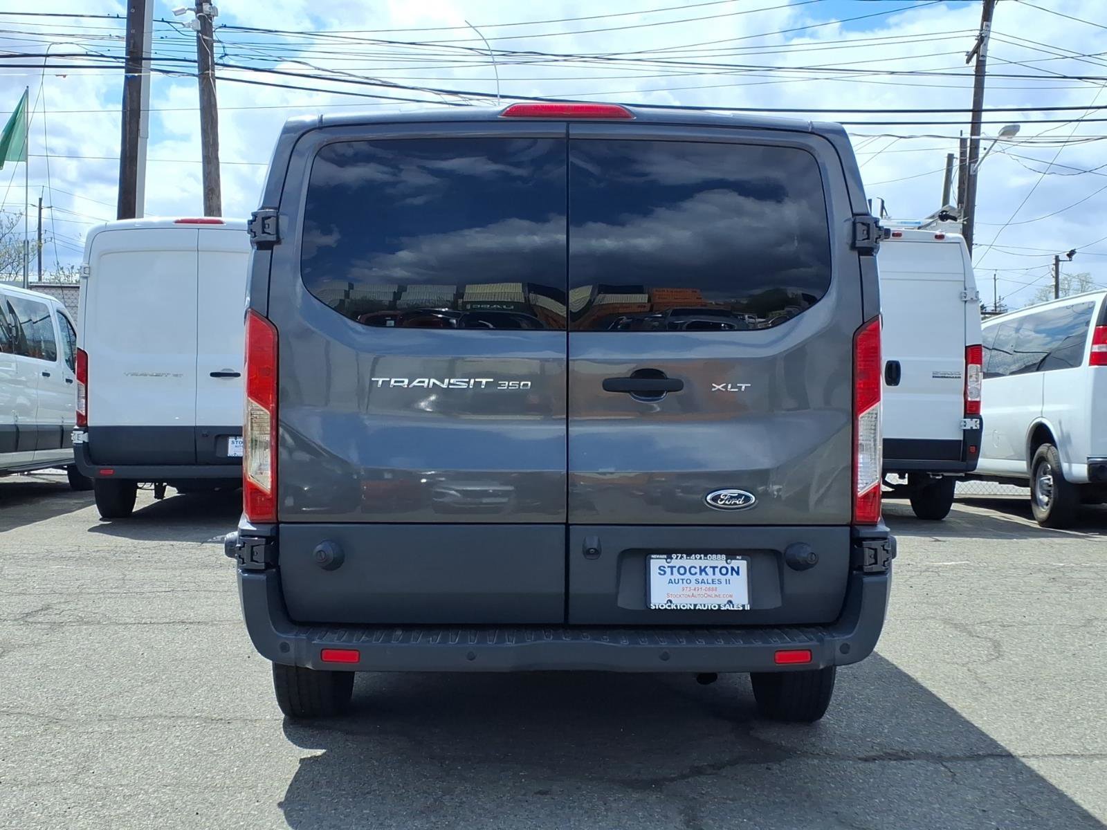 Used 2017 Ford Transit 350 XLT RWD image 6