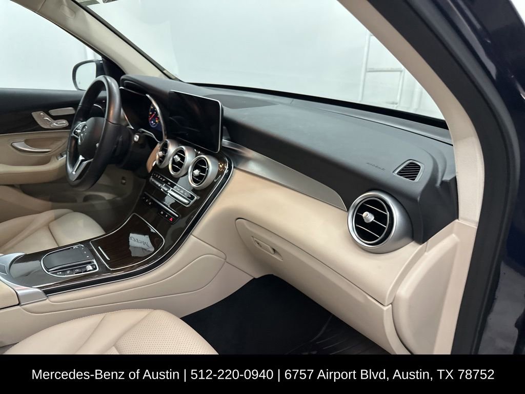 Certified 2022 Mercedes-Benz GLC 300 image 29