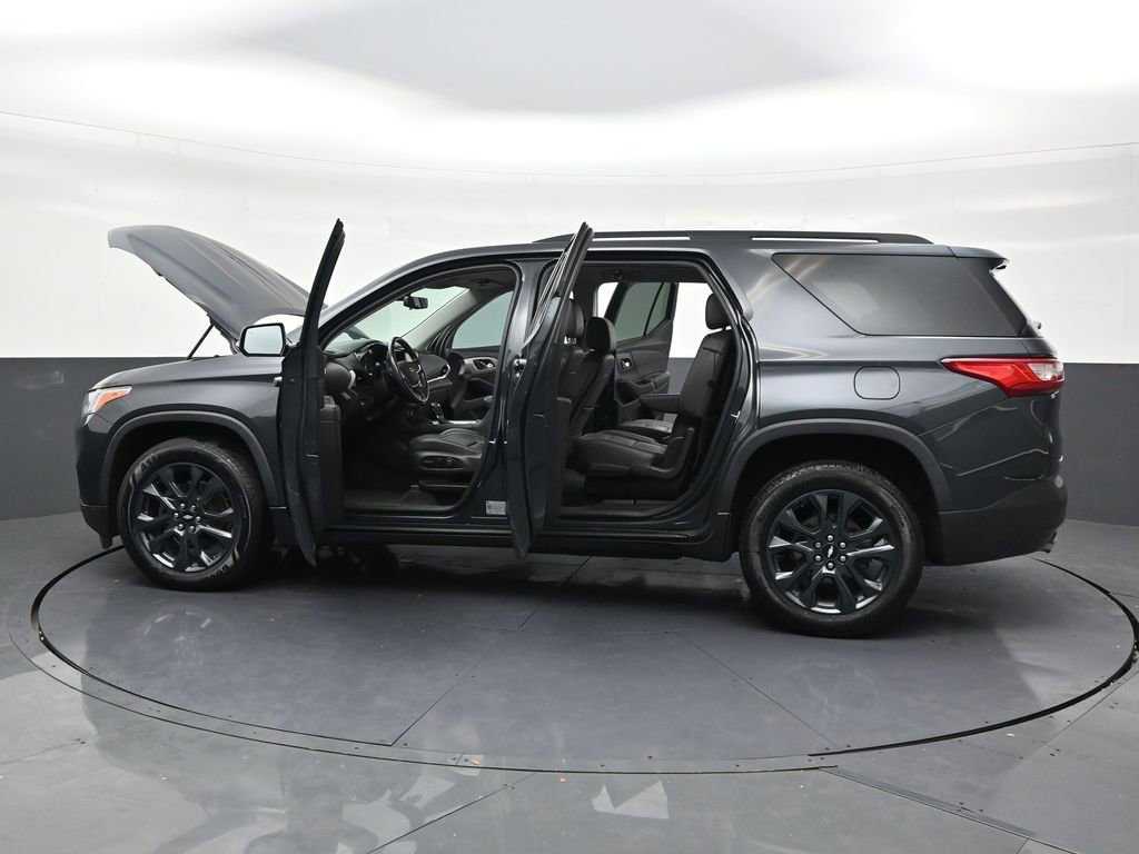 Used 2020 Chevrolet Traverse RS FWD image 29