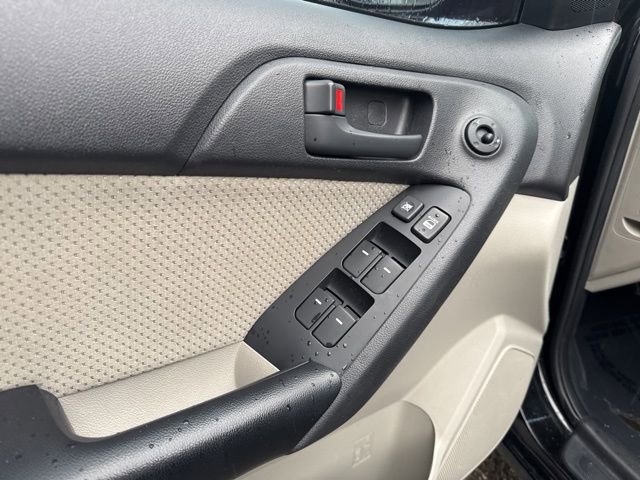 Used 2011 Kia Forte EX w/ Tech Pkg image 19