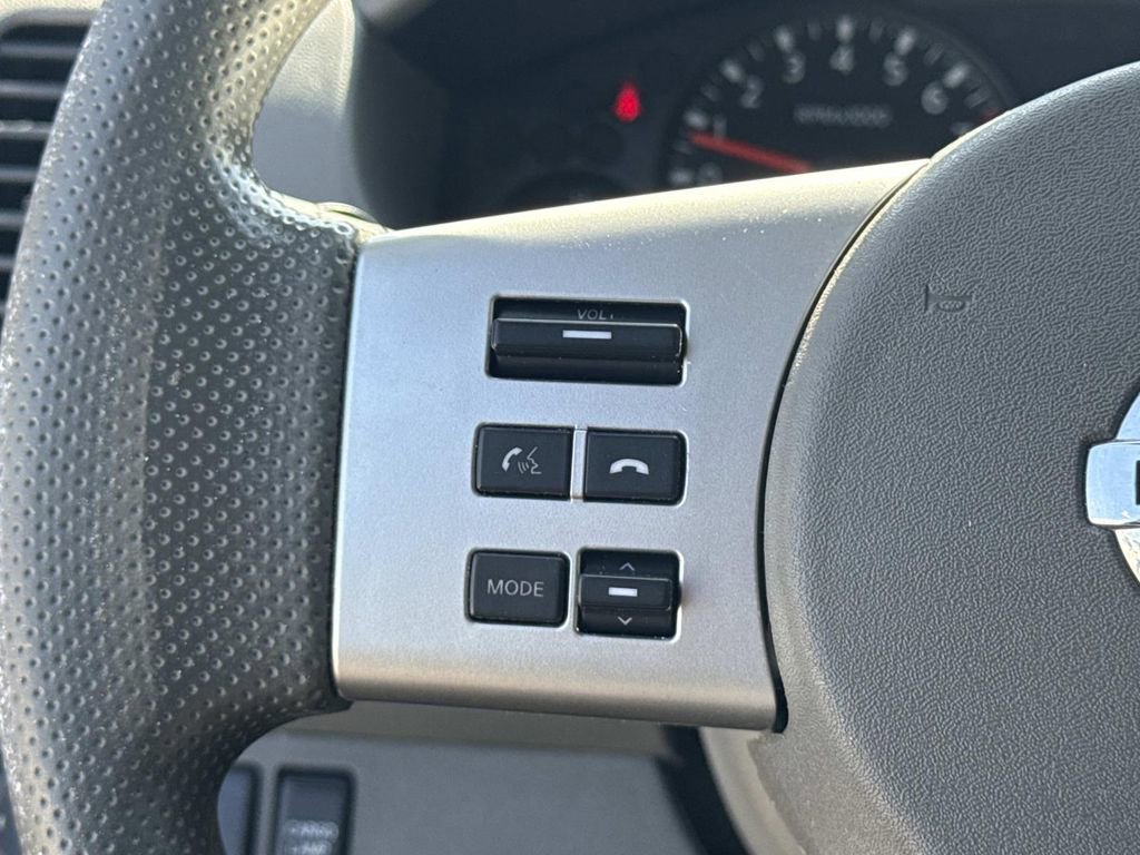 Certified 2020 Nissan Frontier SV RWD image 28
