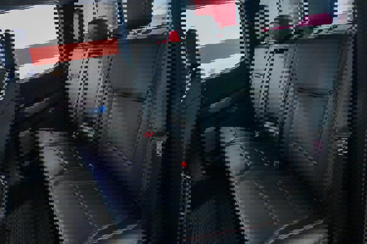 Used 2023 Ford F150 Lariat w/ FX4 Off-Road Package image 15