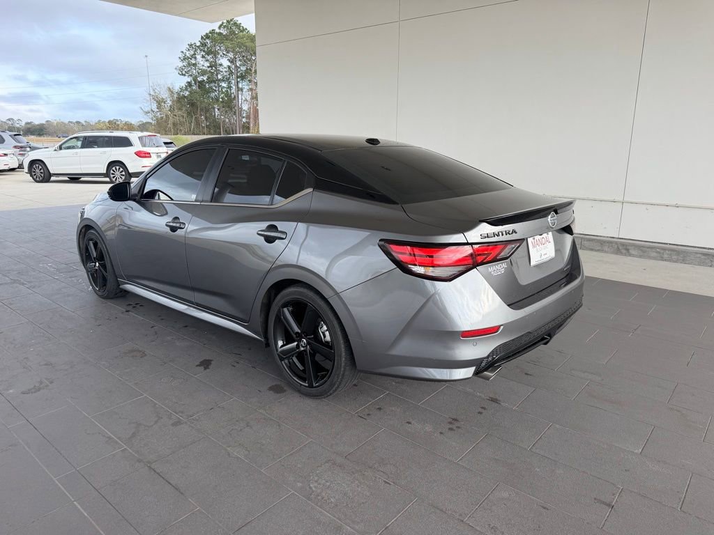 Used 2023 Nissan Sentra SR w/ Midnight Edition Package image 7