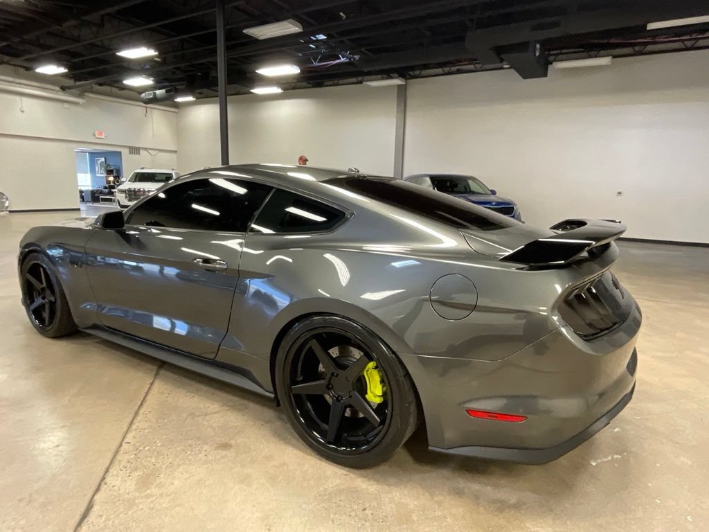 Used 2018 Ford Mustang GT Premium w/ GT Performance Package RWD image 4