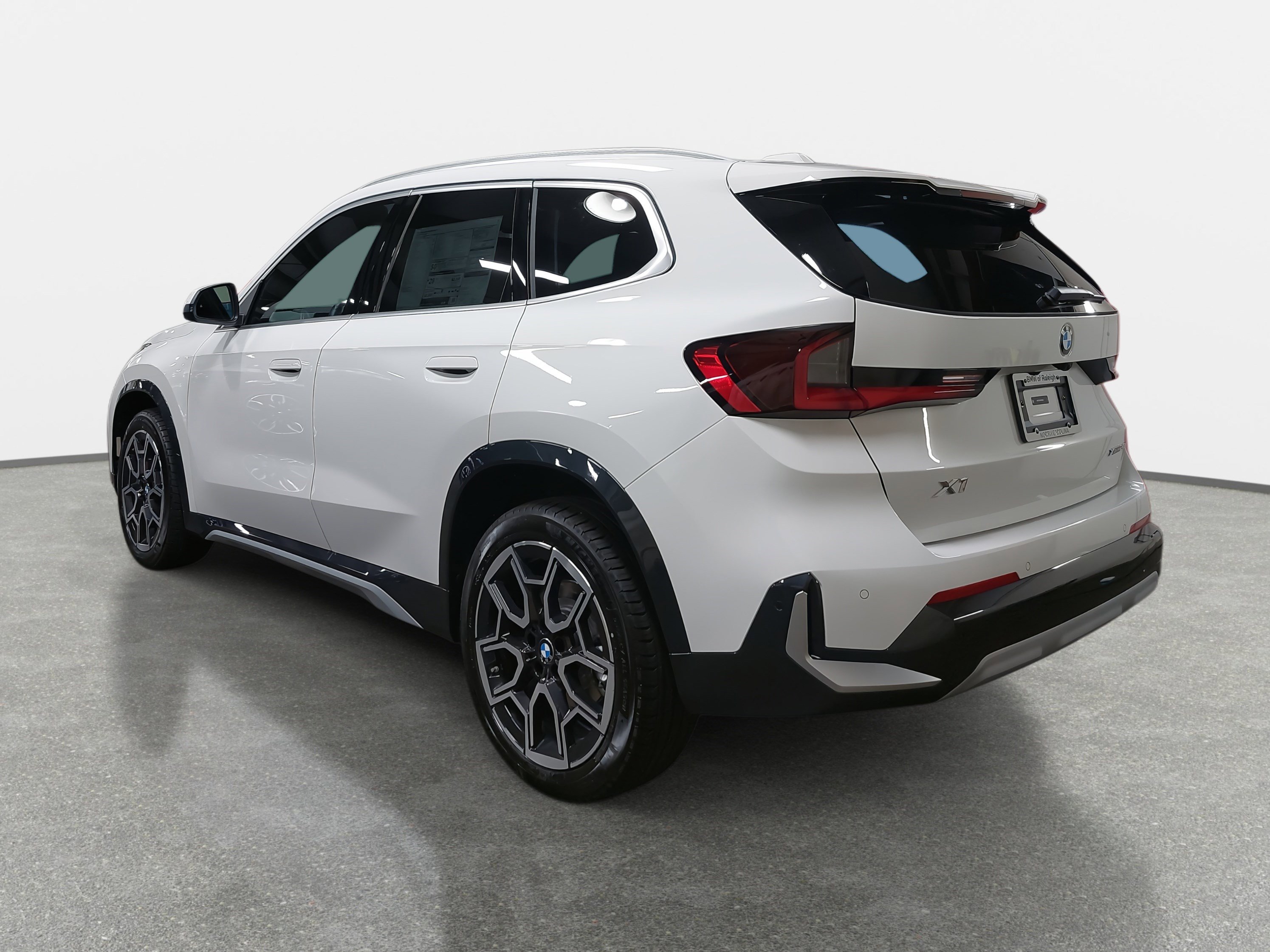 New 2026 BMW X1 xDrive28i w/ Technology Package image 7