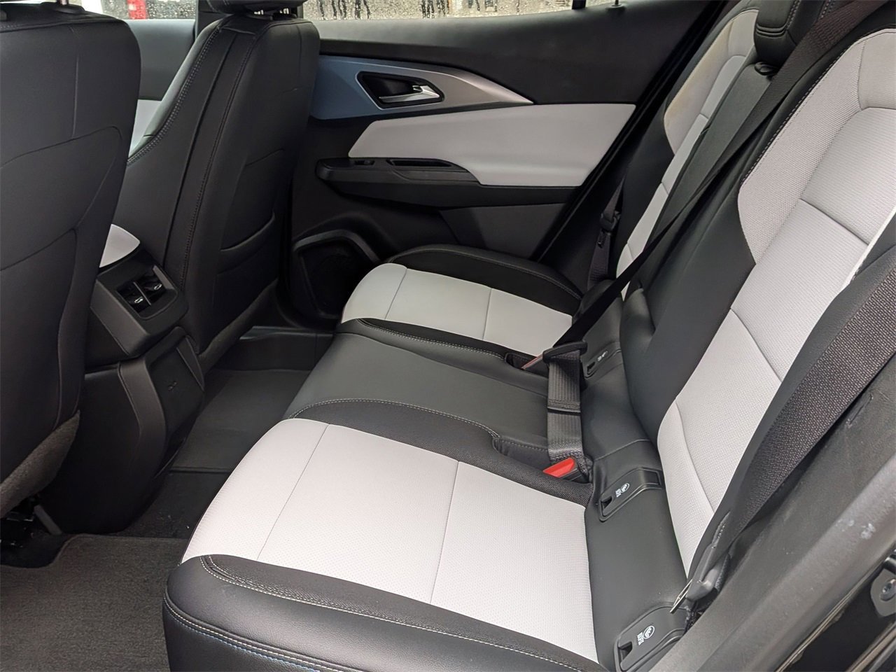 New 2026 Chevrolet Equinox EV LT image 20