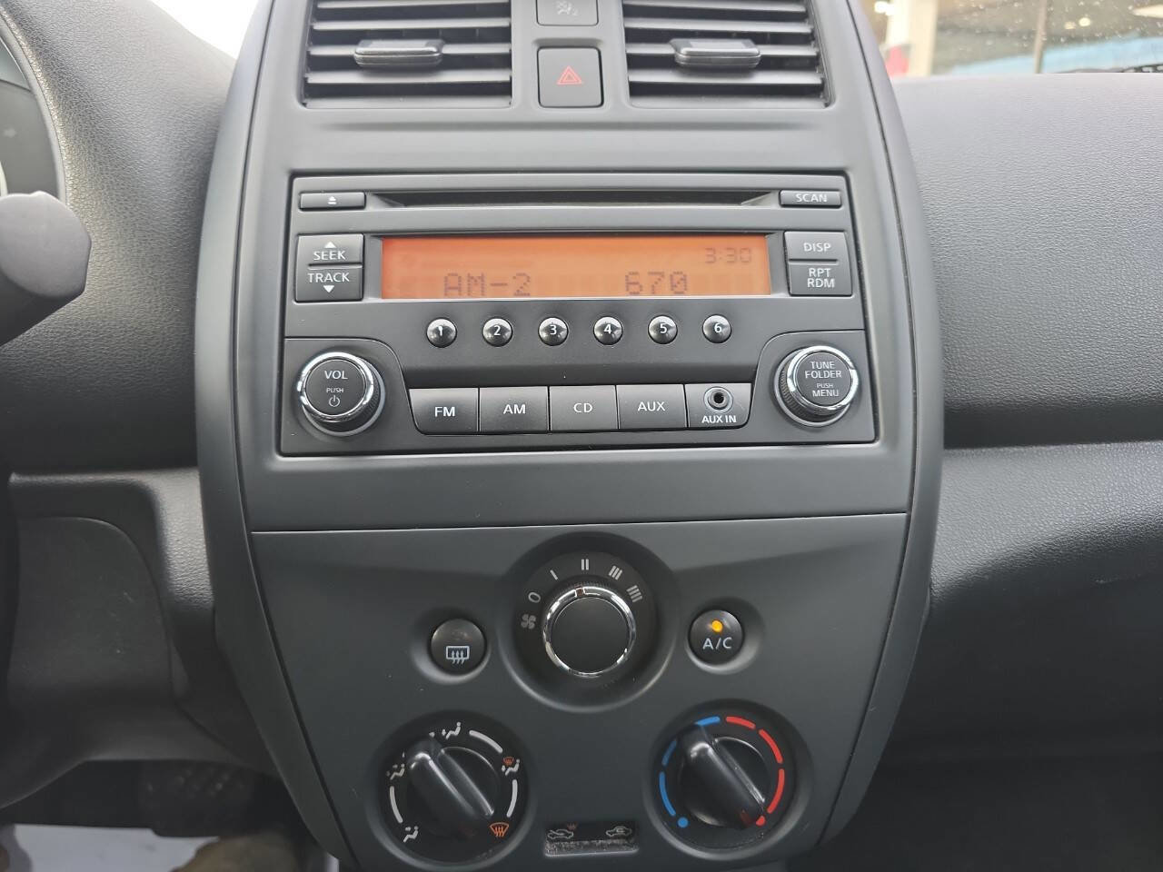 Used 2016 Nissan Versa S Plus image 15