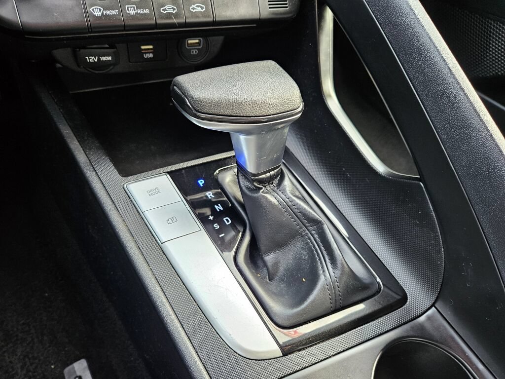 Used 2021 Hyundai Elantra SEL FWD image 21