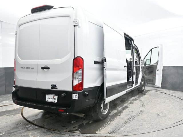 Used 2024 Ford Transit 250 148 Medium Roof image 38