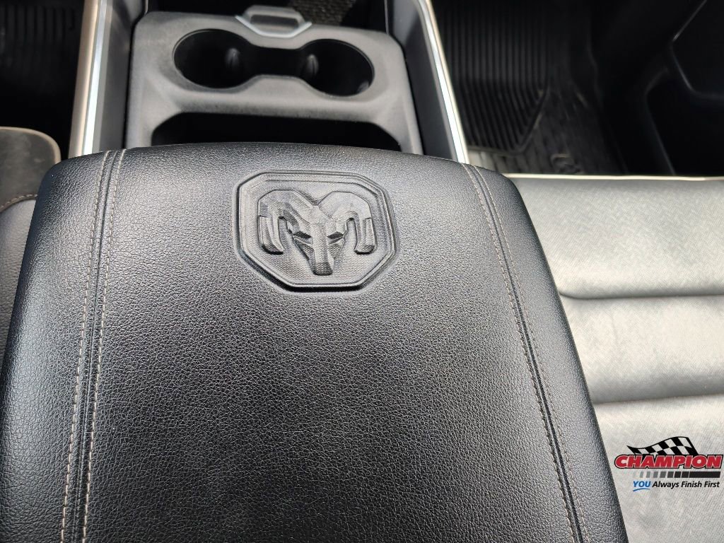Used 2019 RAM 1500 Laramie AWD/4WD image 28