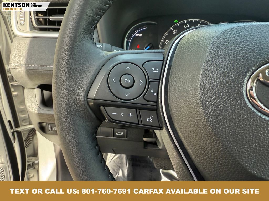 Used 2025 Toyota RAV4 XLE Premium image 19