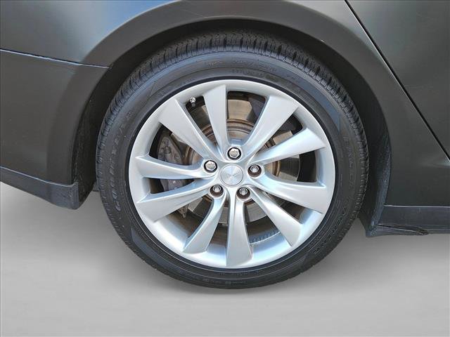 Used 2014 Tesla Model S 60 RWD image 24